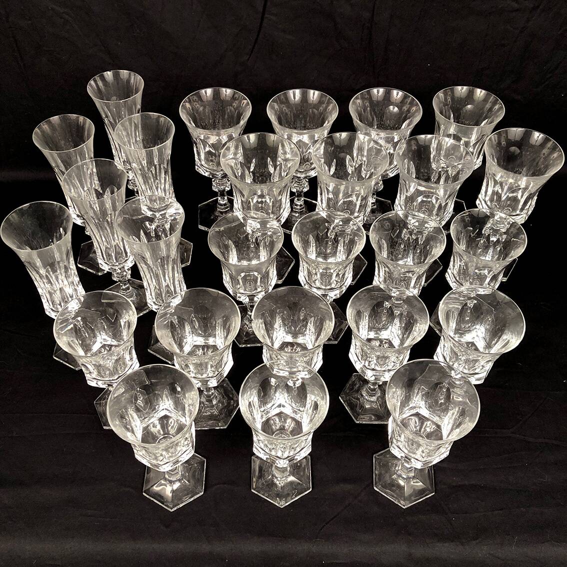 Villeroy & Boch, important service de verres en cristal, modèle Médicis