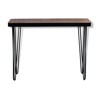Console solid wood on black pins feet