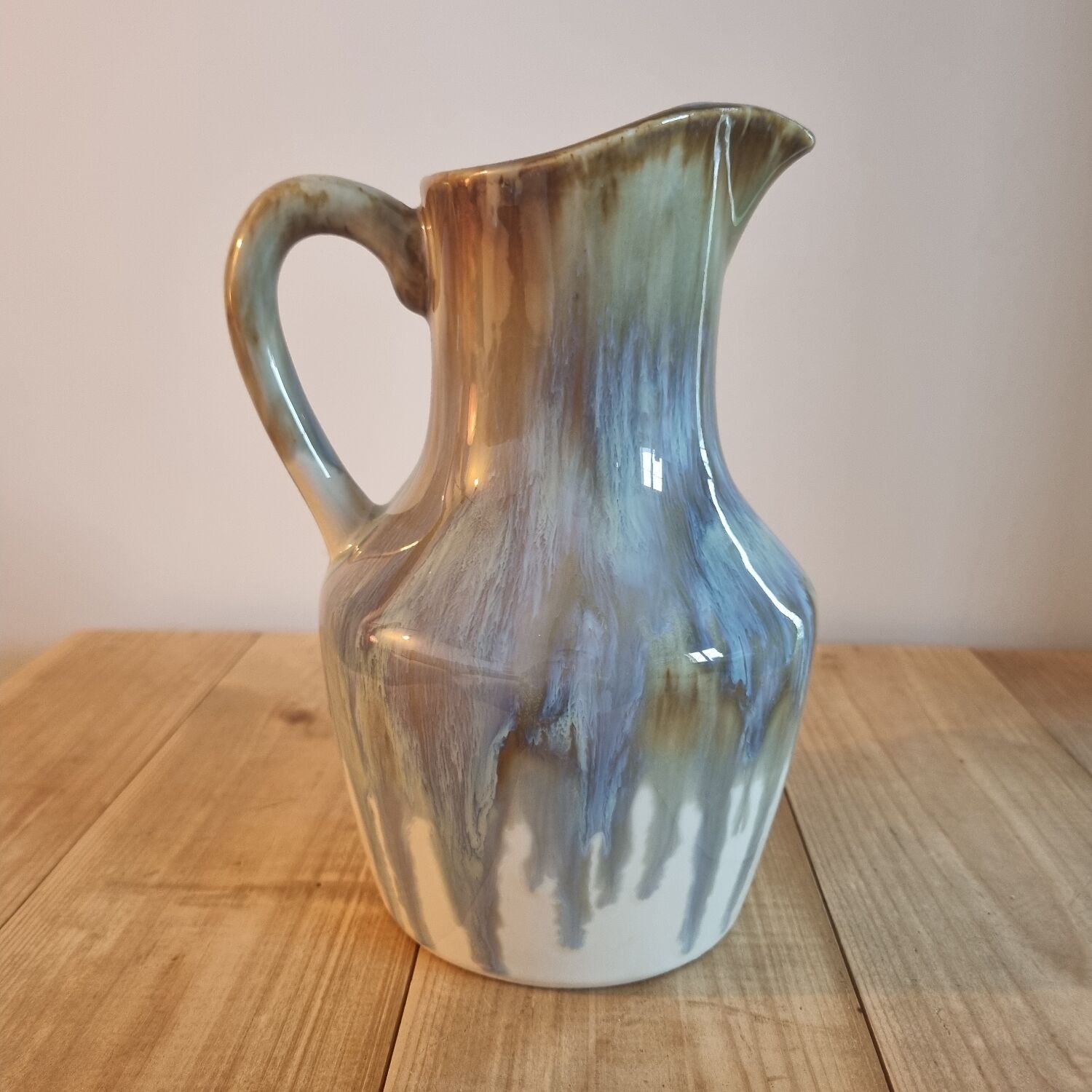 Cloud-sandstone decanters