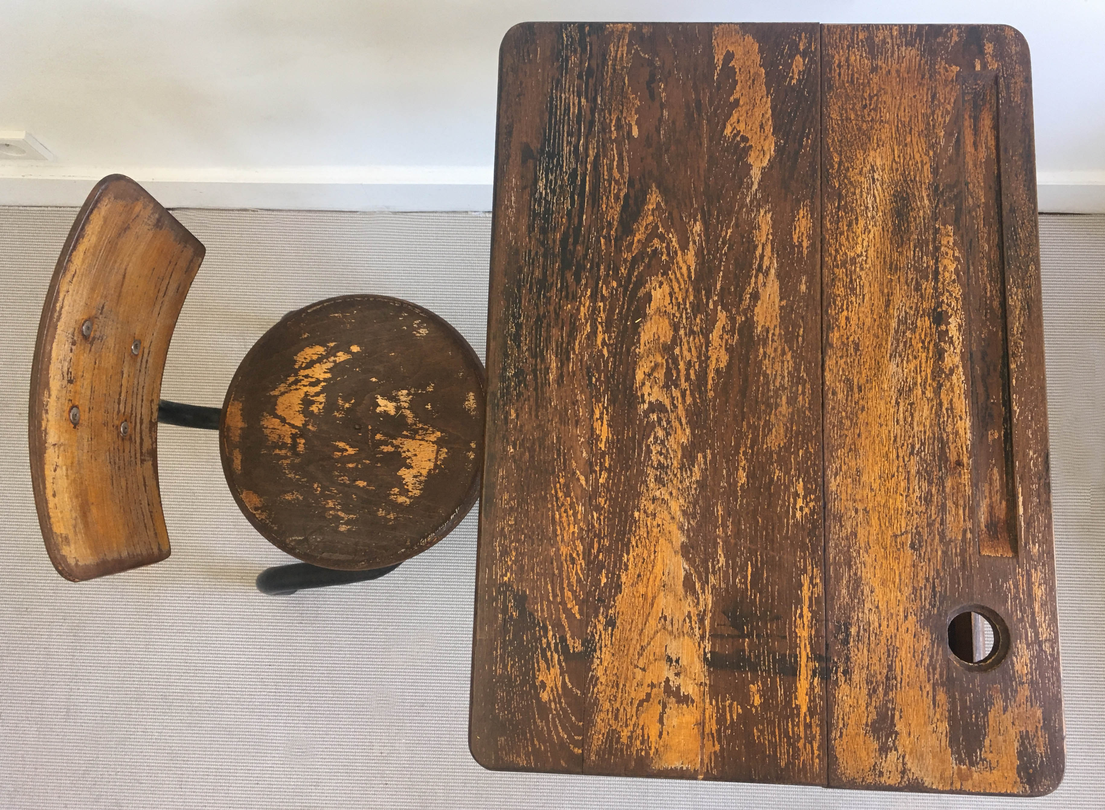 Schoolboy office Jacques Hitier