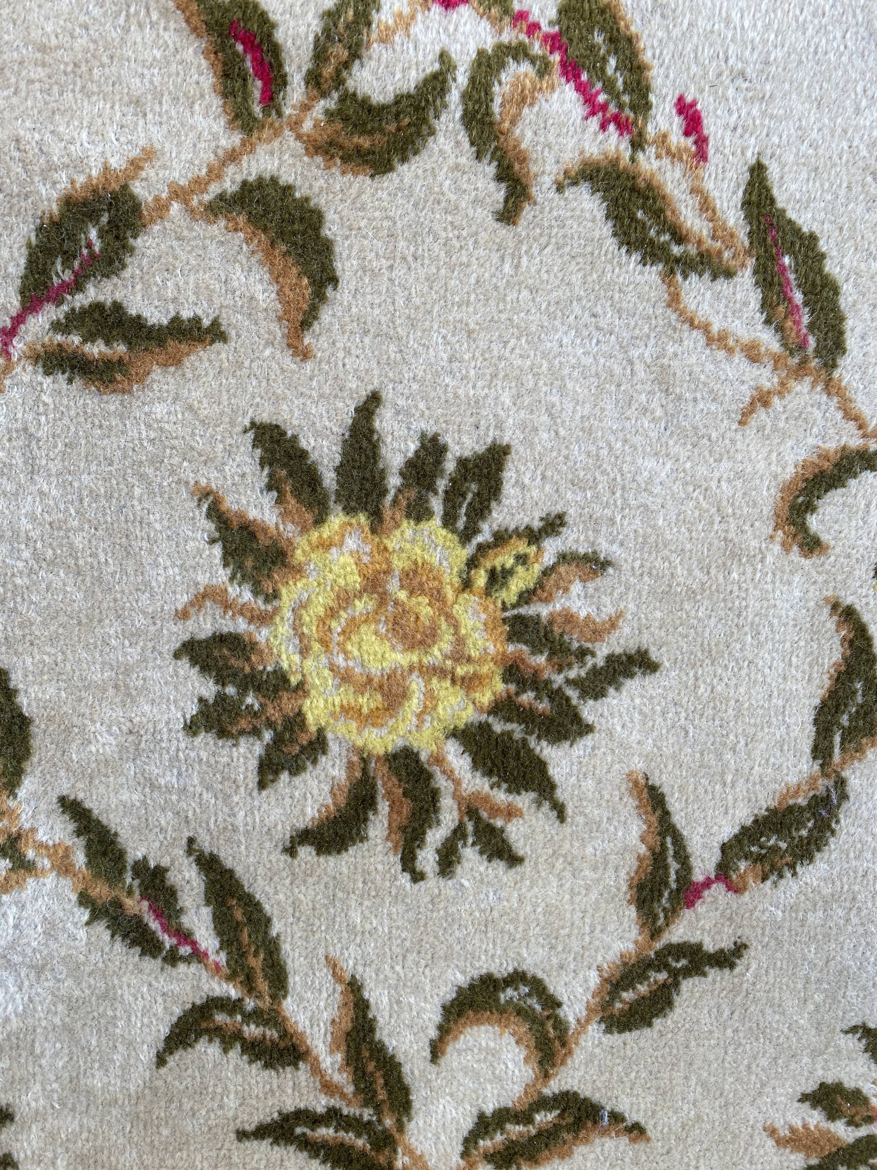 Nice carpet style aubusson or soap factory 170x240 cm