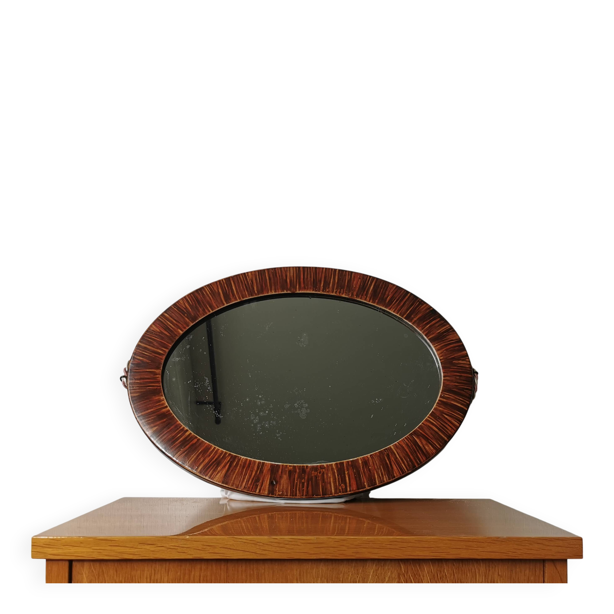Oval mirror