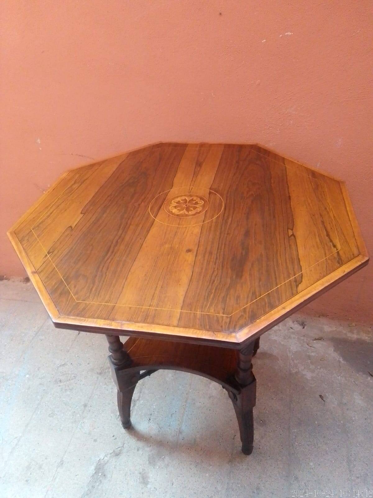 English pedestal table