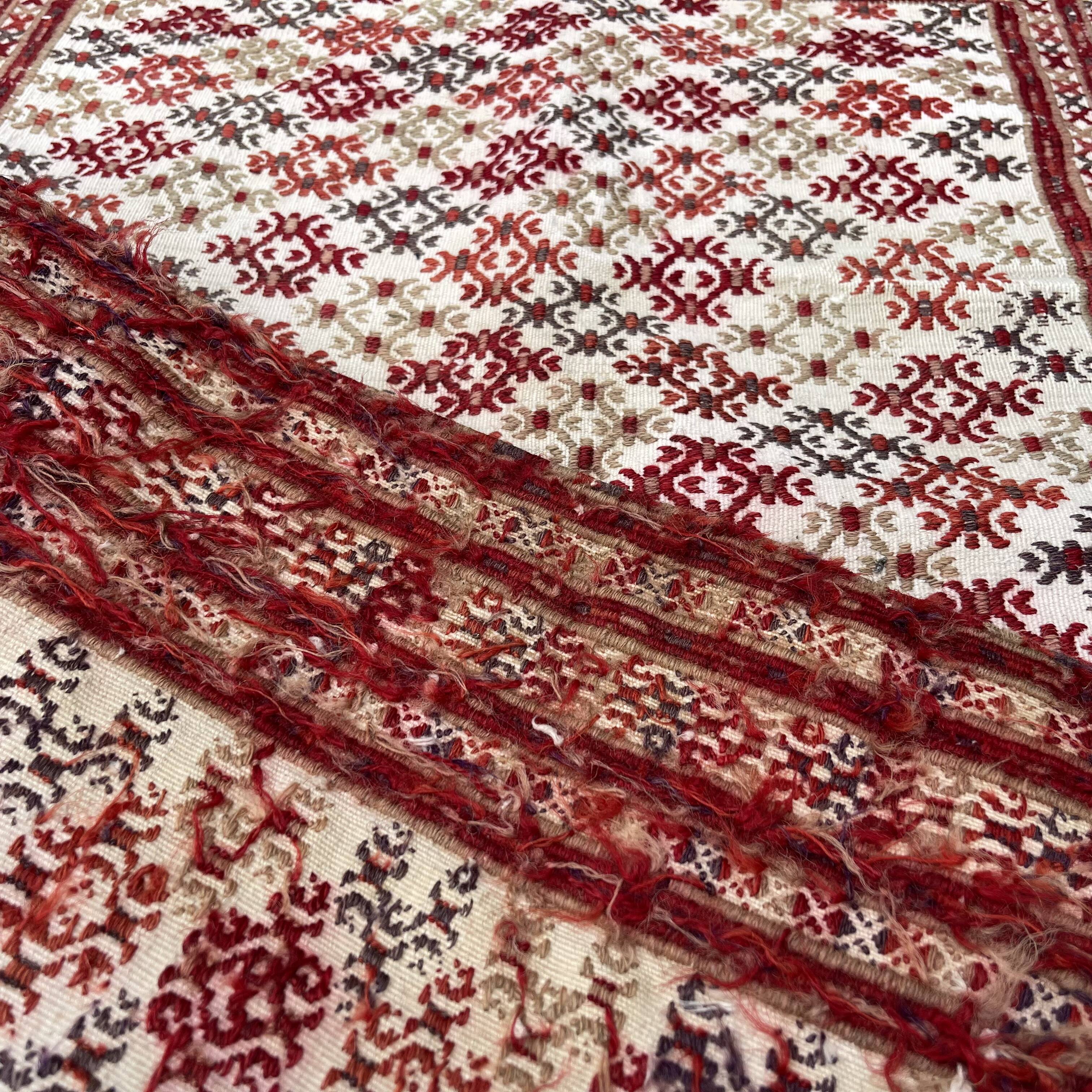 Vintage turkish cicim  rug, 105 x 70 cm