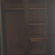 Armoire ancienne, armoire style Louis XV en bois massif