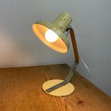 Lampe de table industrielle beige de Metal Mot, années 1960