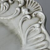 Plat en céramique ancien