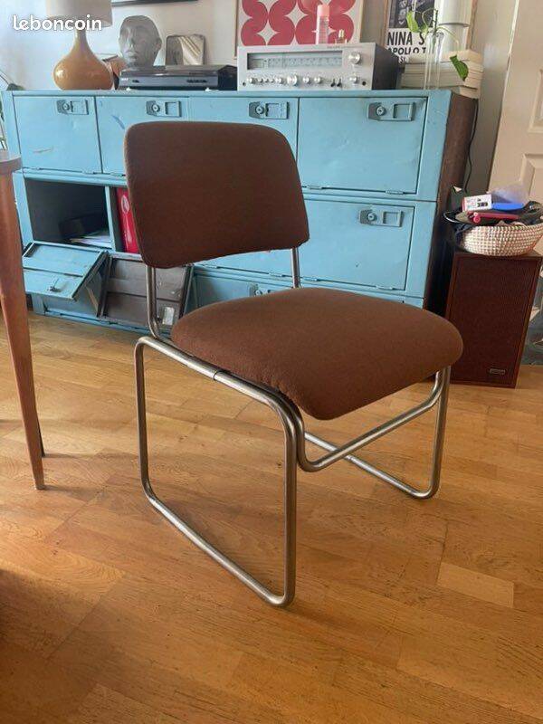 Chaise design 70's