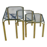 Table gigogne en métal doré et verre