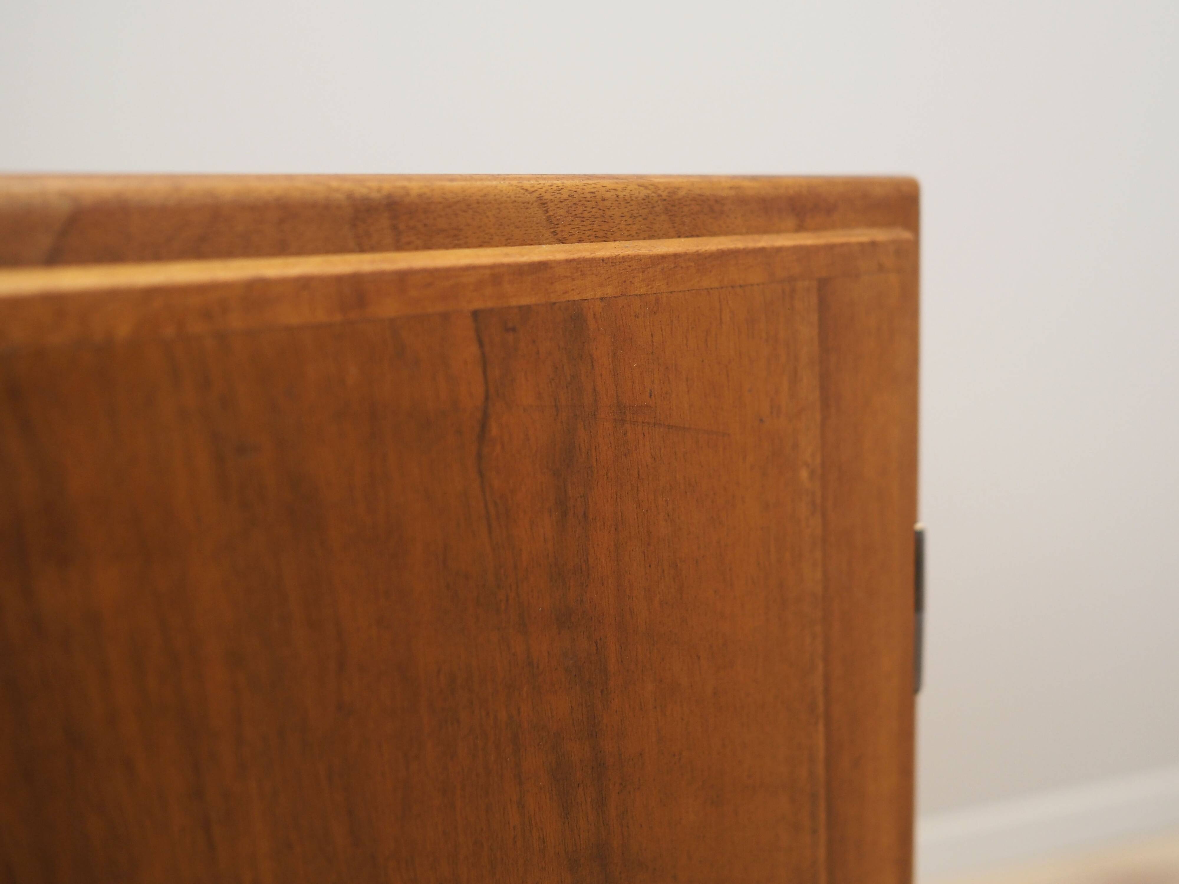 Cabinet en noyer, design danois, années 1960, designer : Børge Mogensen