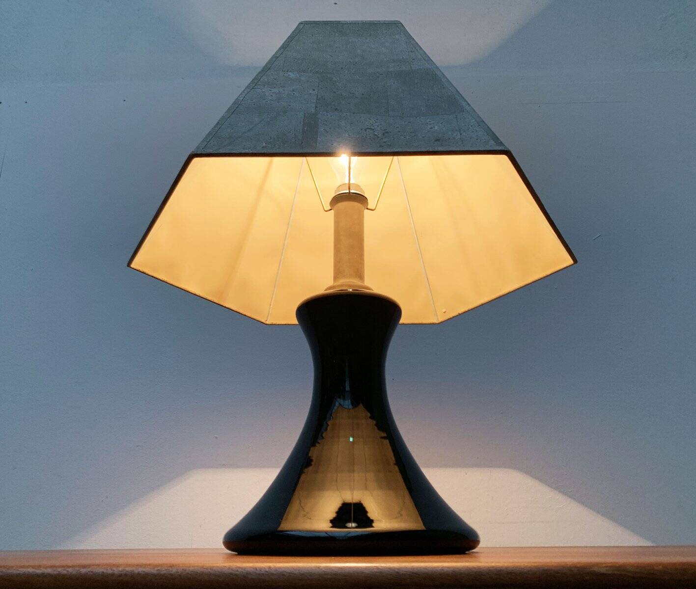 Floor or table lamp in German glass and synthetic cork in M Design style by Ingo Maurer, 1960s.