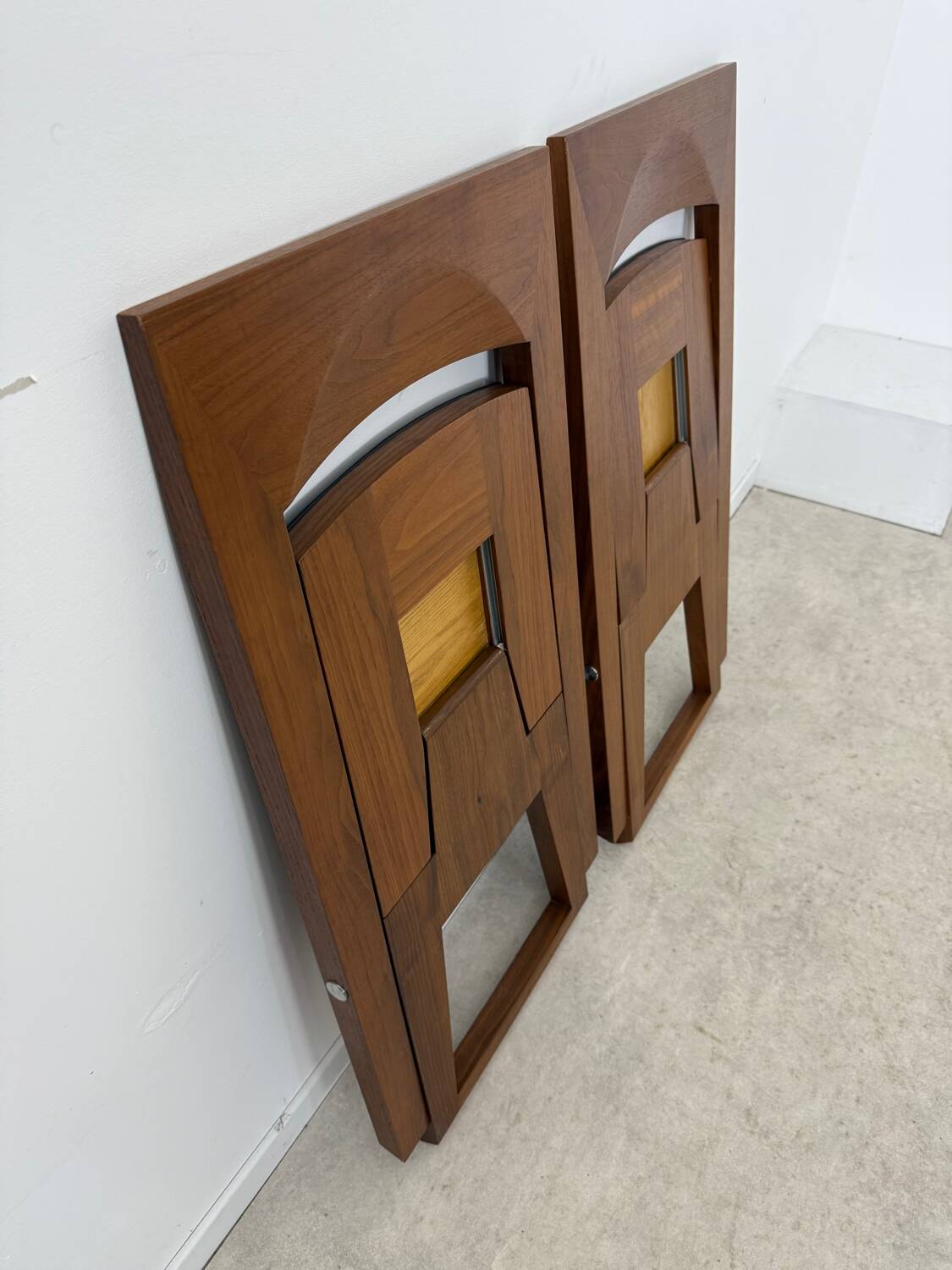 2 old folding chairs in wood and leather, postmodern design from the 80s vintage