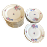 22 Assiettes plates "décor fleurs roses et bleues" porcelaine