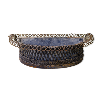 Braided iron planter nineteenth