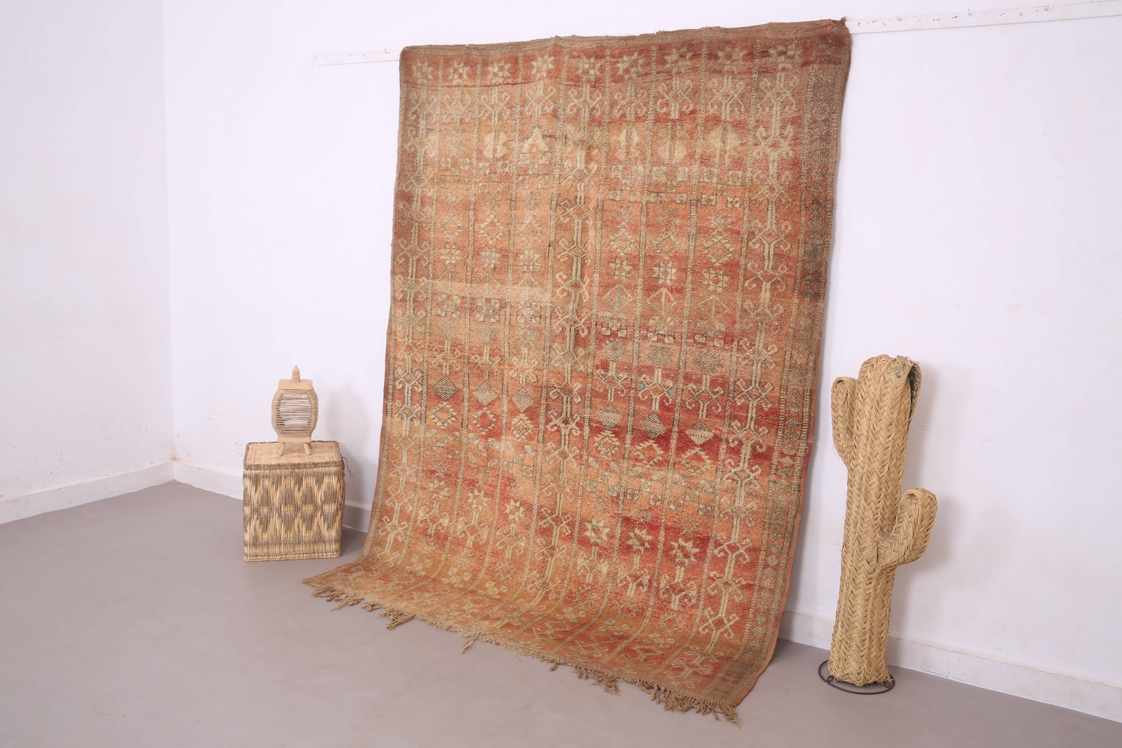 Vintage Moroccan Rug 177 x 242 cm- Authentic berber rug - Wool Rug Handmade