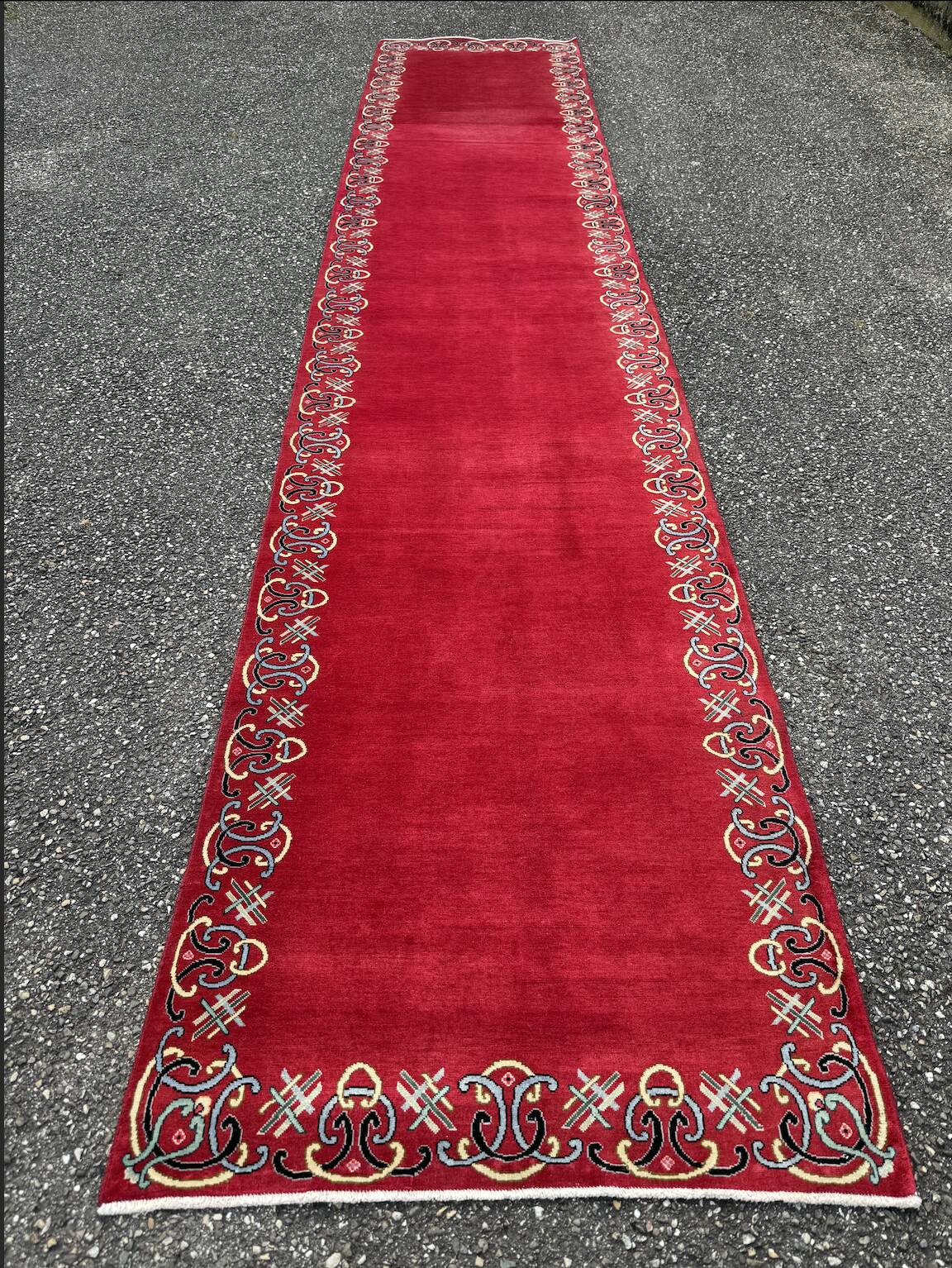 Keshan Persian Gallery Rug. 472x94cm