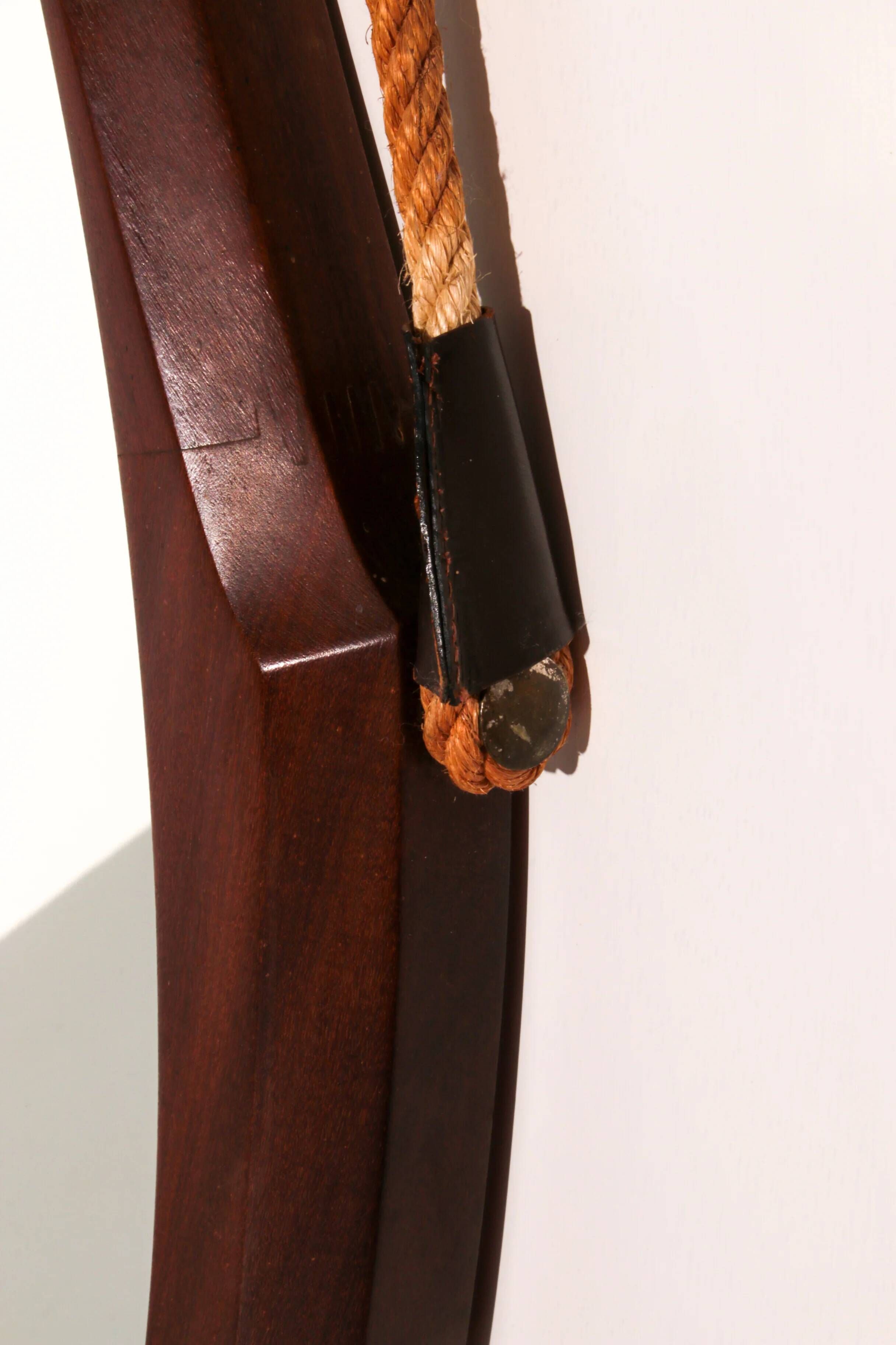 Mid-century Italian oval mirror in curved teak, rope and leather, 1960s