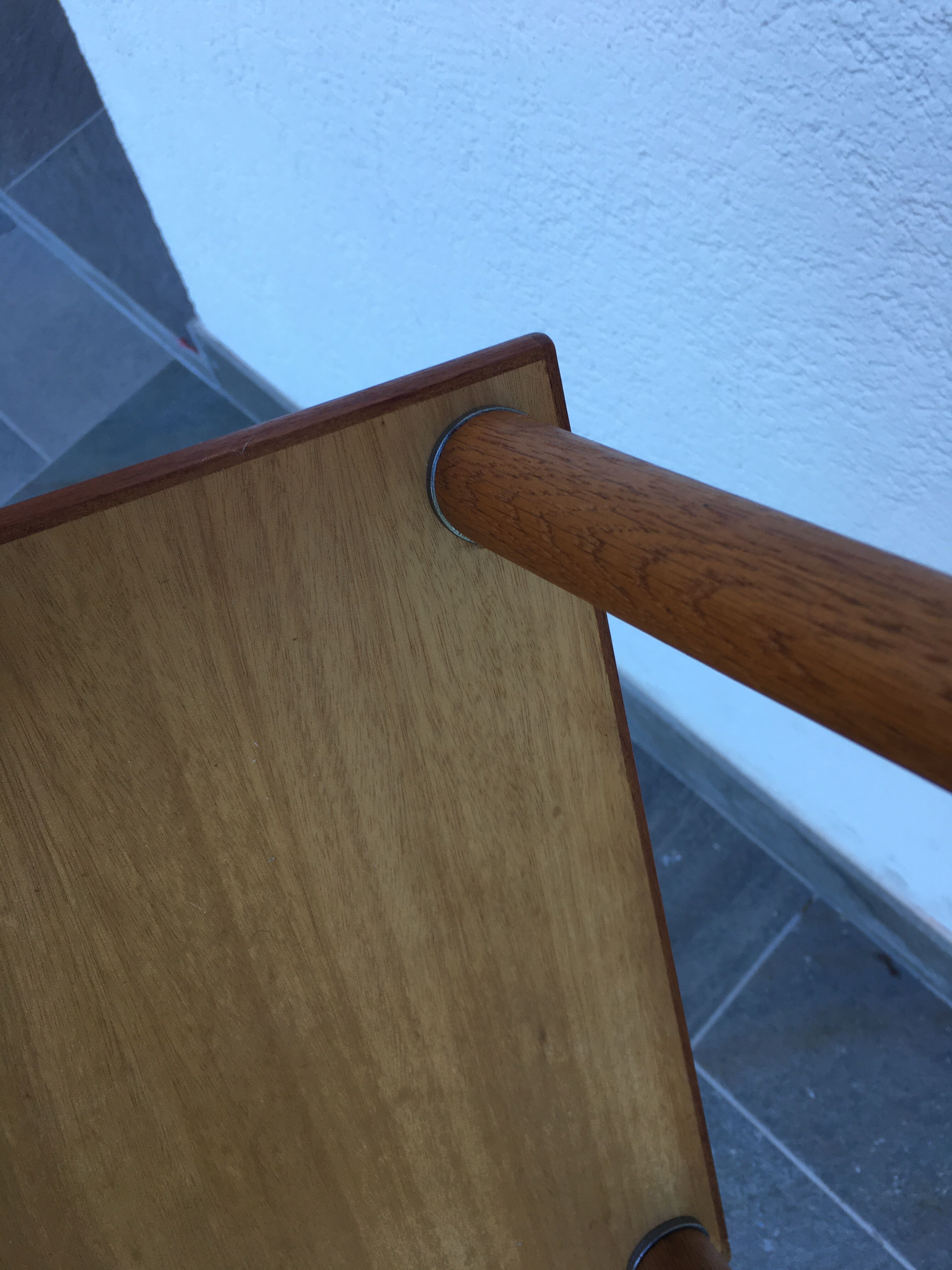 Table d'appoint vintage scandinave