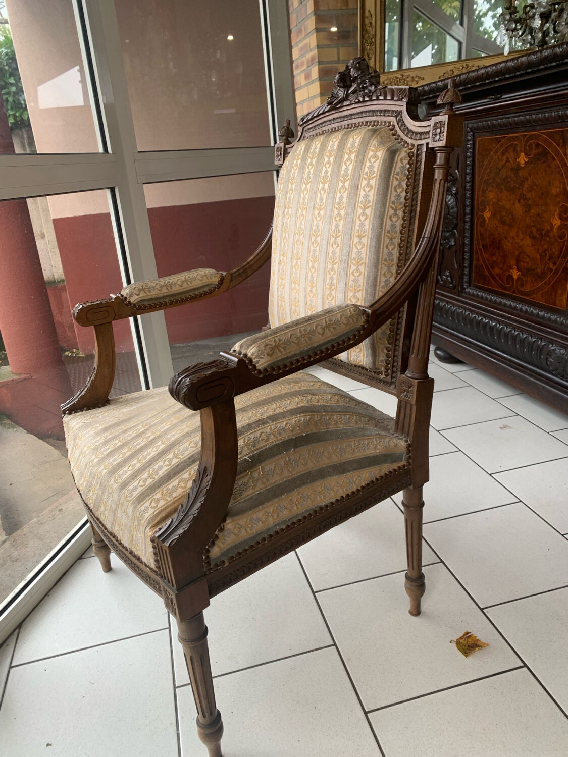 Paire fauteuil, style Louis XVI circa 1900