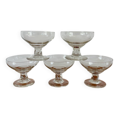 ensemble de 5 coupes champagne en cristal, pieds travaillé et facetté, 1960