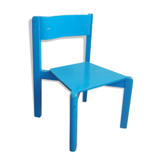 Chaise bleue enfant