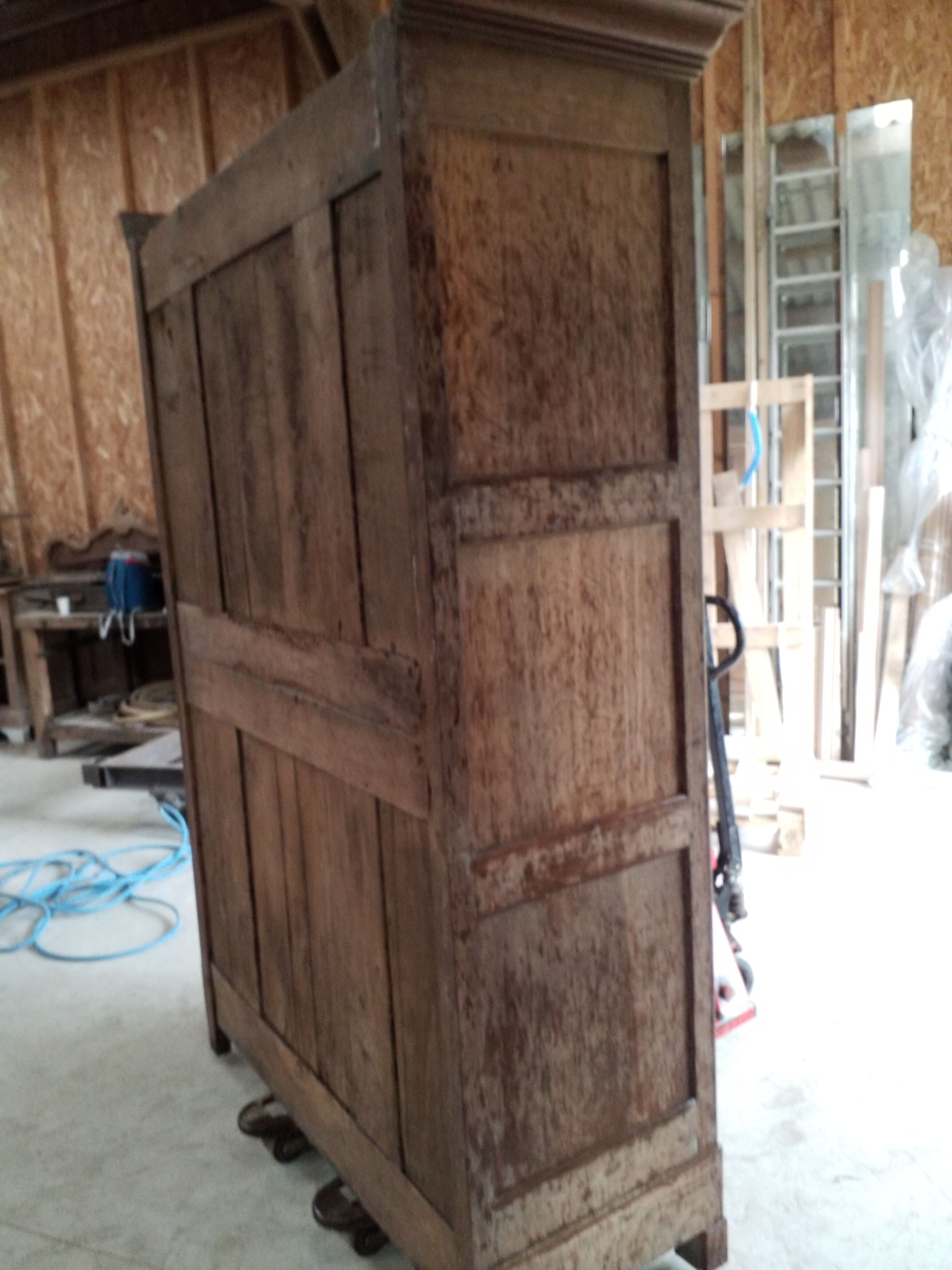 Armoire Louis Philippe