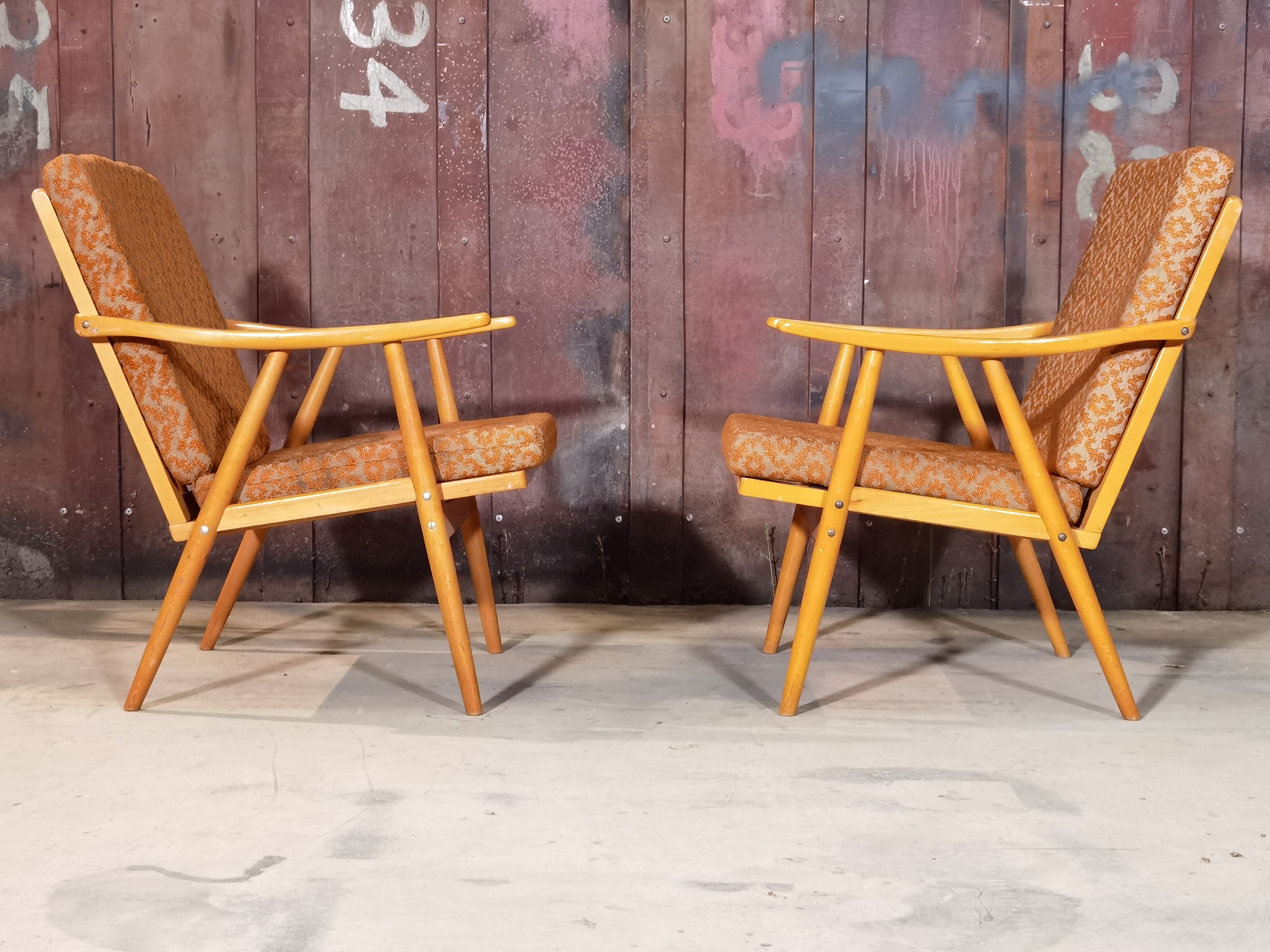 Paire de fauteuils Thonet Boomerang