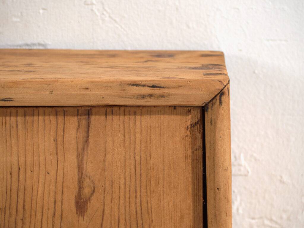 Old pine wood buffet – China, circa 1930