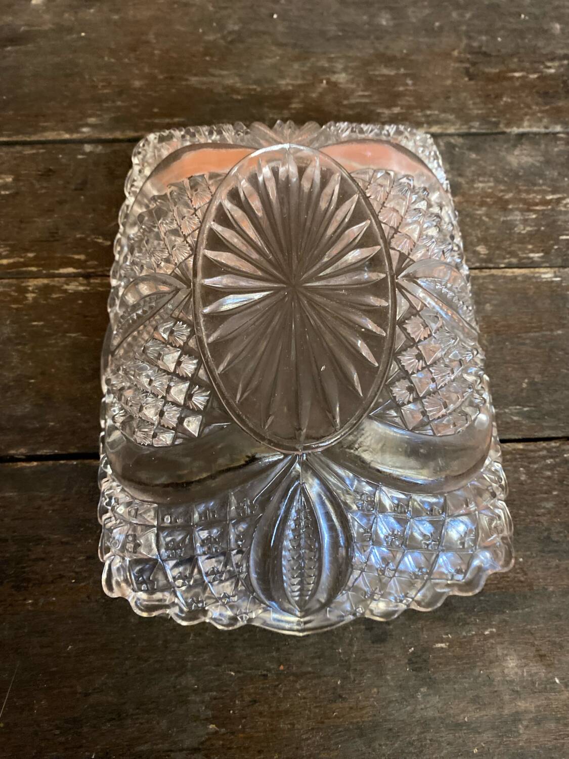 Vintage Geometric Shaped Moulded Glass Pocket Video #D550