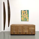 Double-sided display counter with 20 drawers