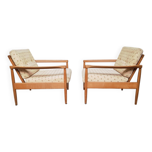Paire de fauteuils scandinaves,