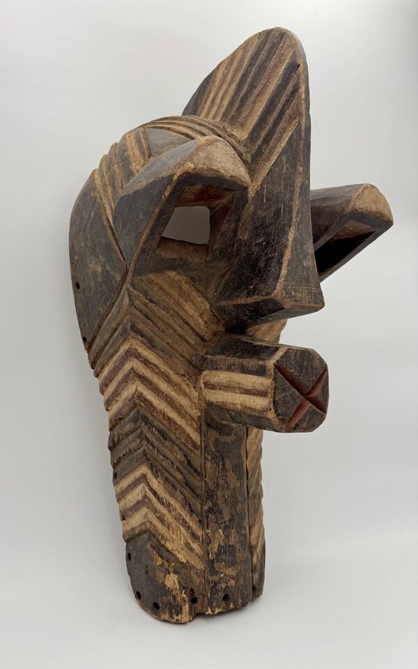 Masque africain Songye Kifwebe – art tribal Congo RDC, bois sculpté