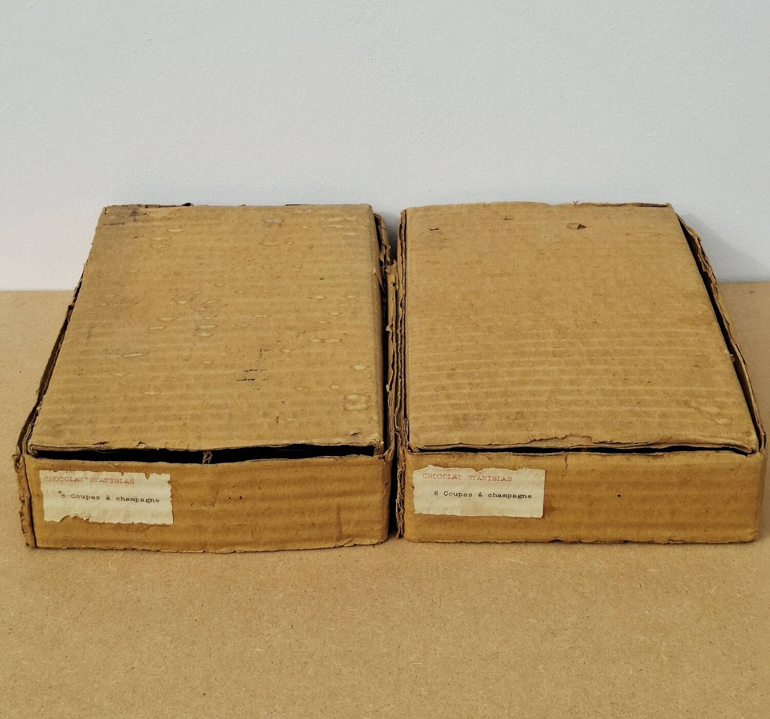 12 champagne coupes 1930