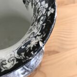 Pichet ancien en porcelaine décorée de GRIGNY