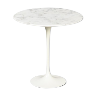 Tulip table Eero Saarinen
