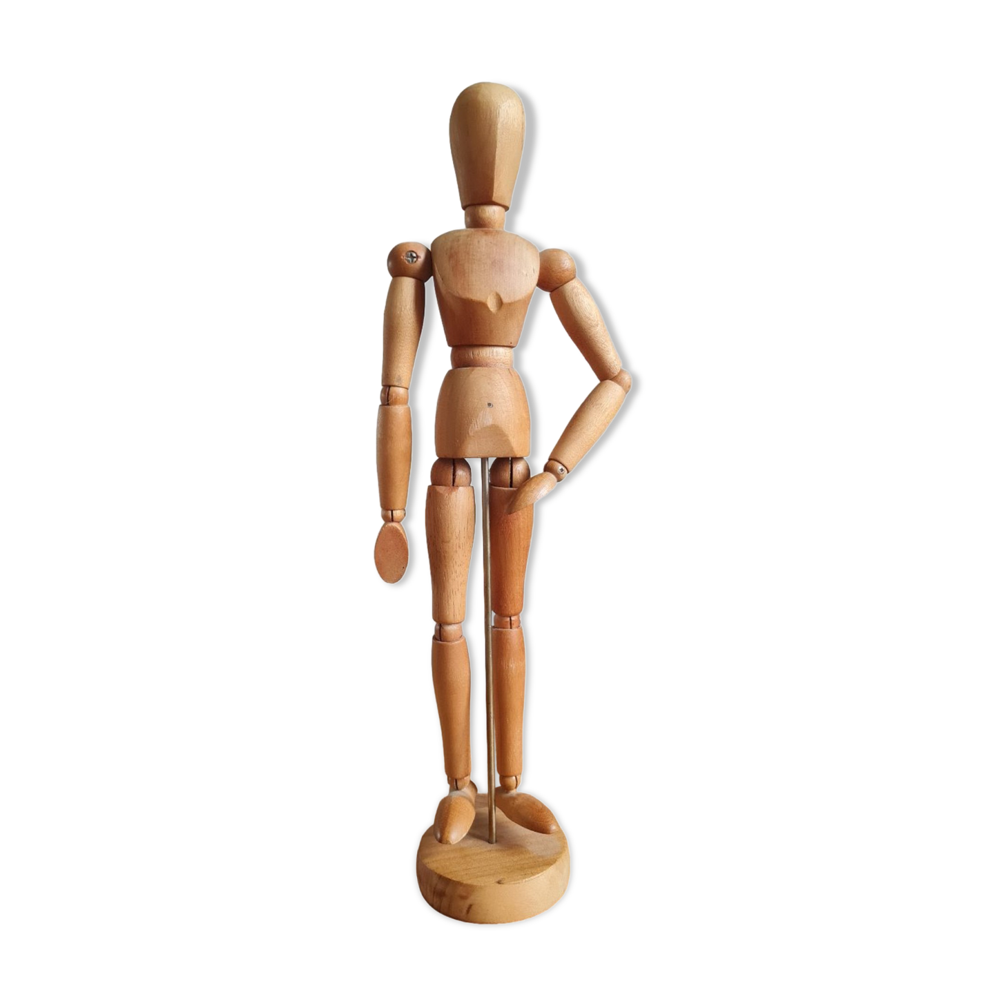 Articulated wooden mannequin
