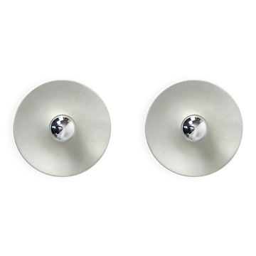 Paire d’appliques sélectionnées par Charlotte Perriand, Allemagne 1960