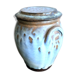 Sandstone pot from the black valley of berry