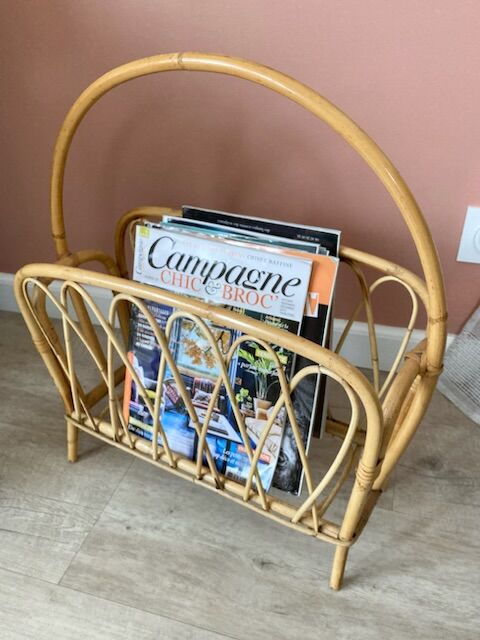 Rattan magazine holders