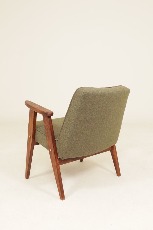 Paire de fauteuils vintage en rotin avec rembourrage en tresse verte, fauteuils rénovés.