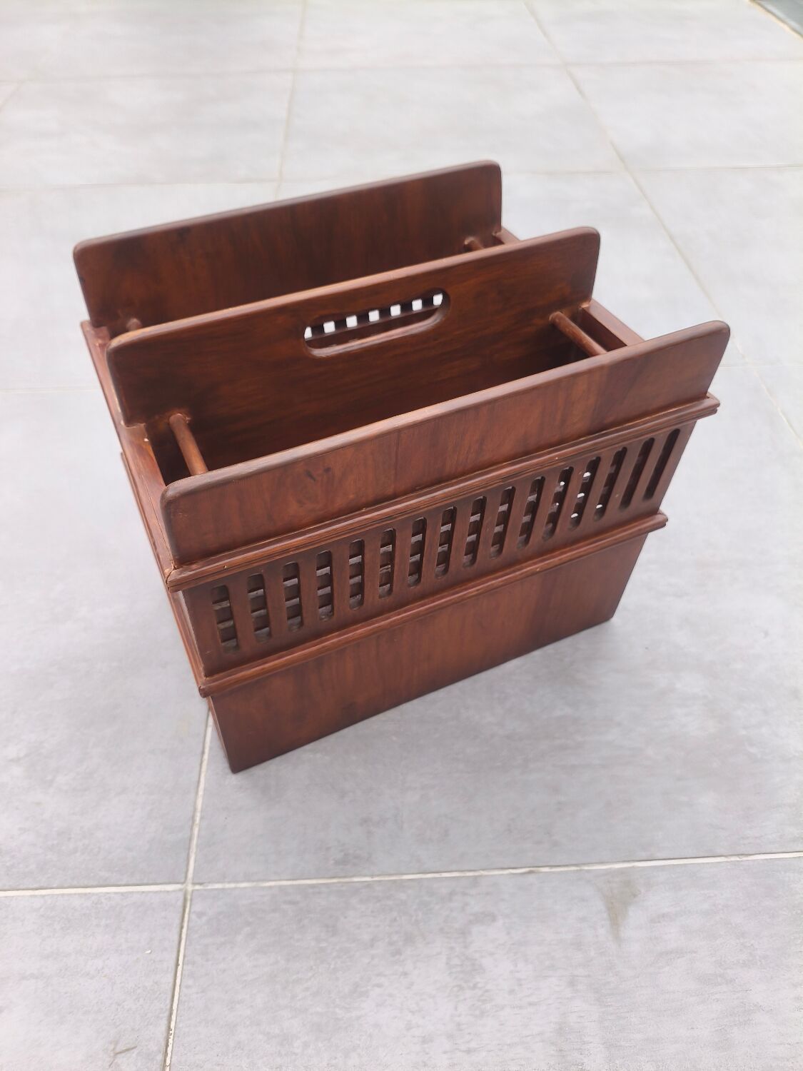 Porte revue en palissandre design scandinave