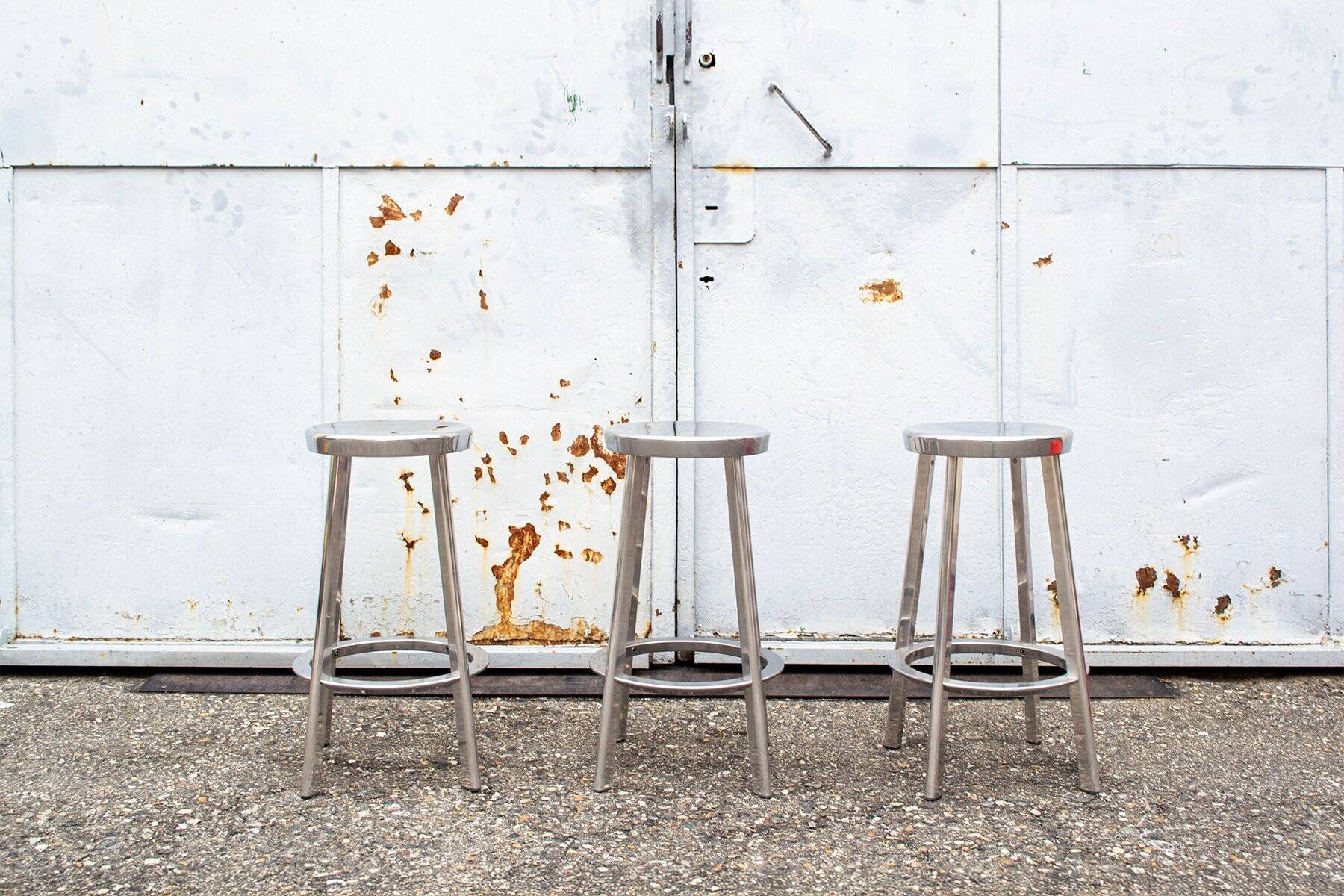 Sgabelli Déjà-Vu in aluminum by Naoto Fukasawa per Magis, inizio XXI secolo, set of 3