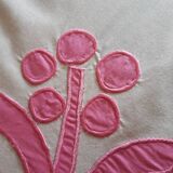 Off-white rectangular cotton tablecloth fuchsia pink patterns 150X250 and 8 pink towels