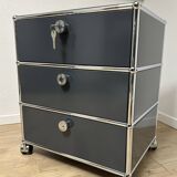 USM Haller rolling cabinet in Anthracite Grey
