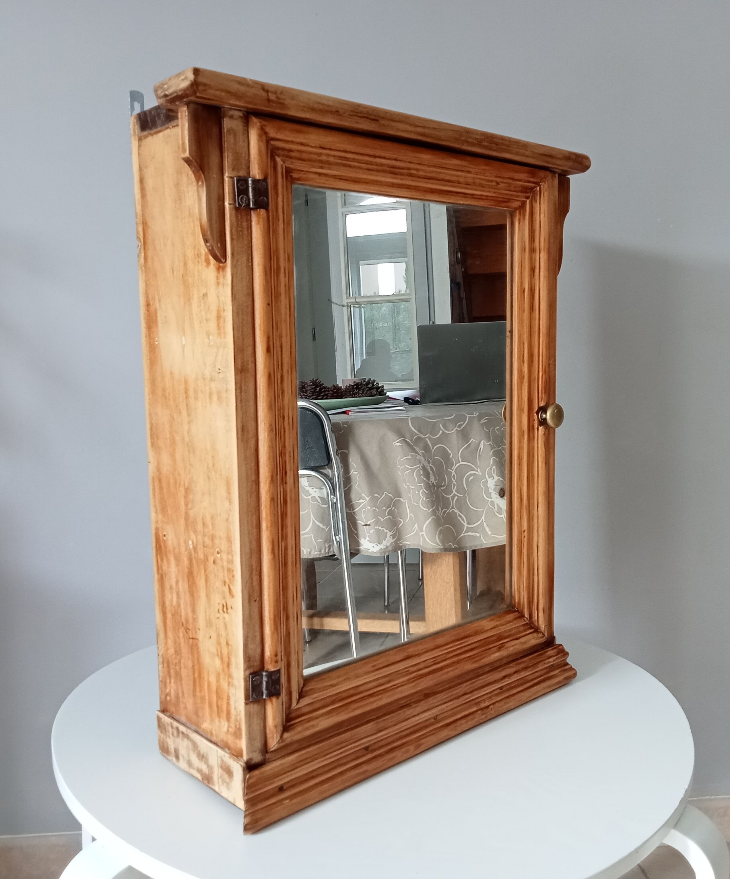 Art Deco medicine cabinet 40s/50s