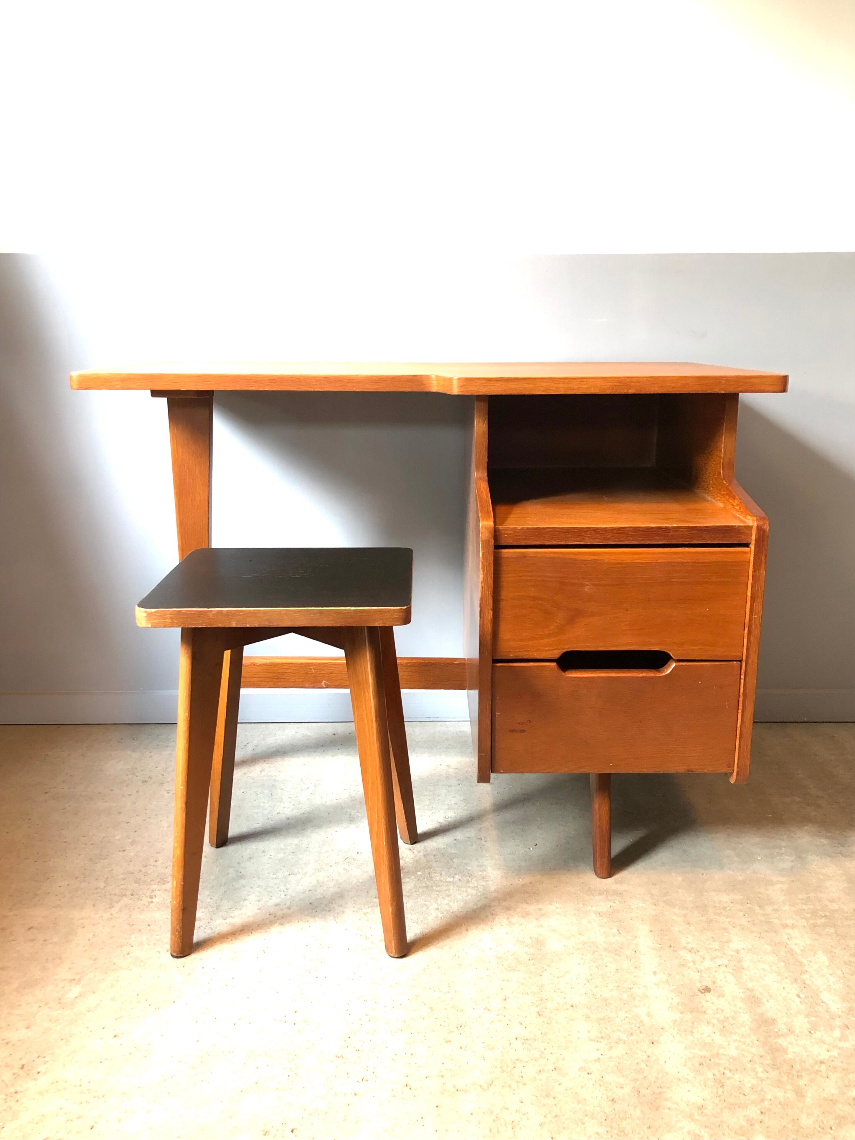 Bureau et tabouret Jacques Hauville