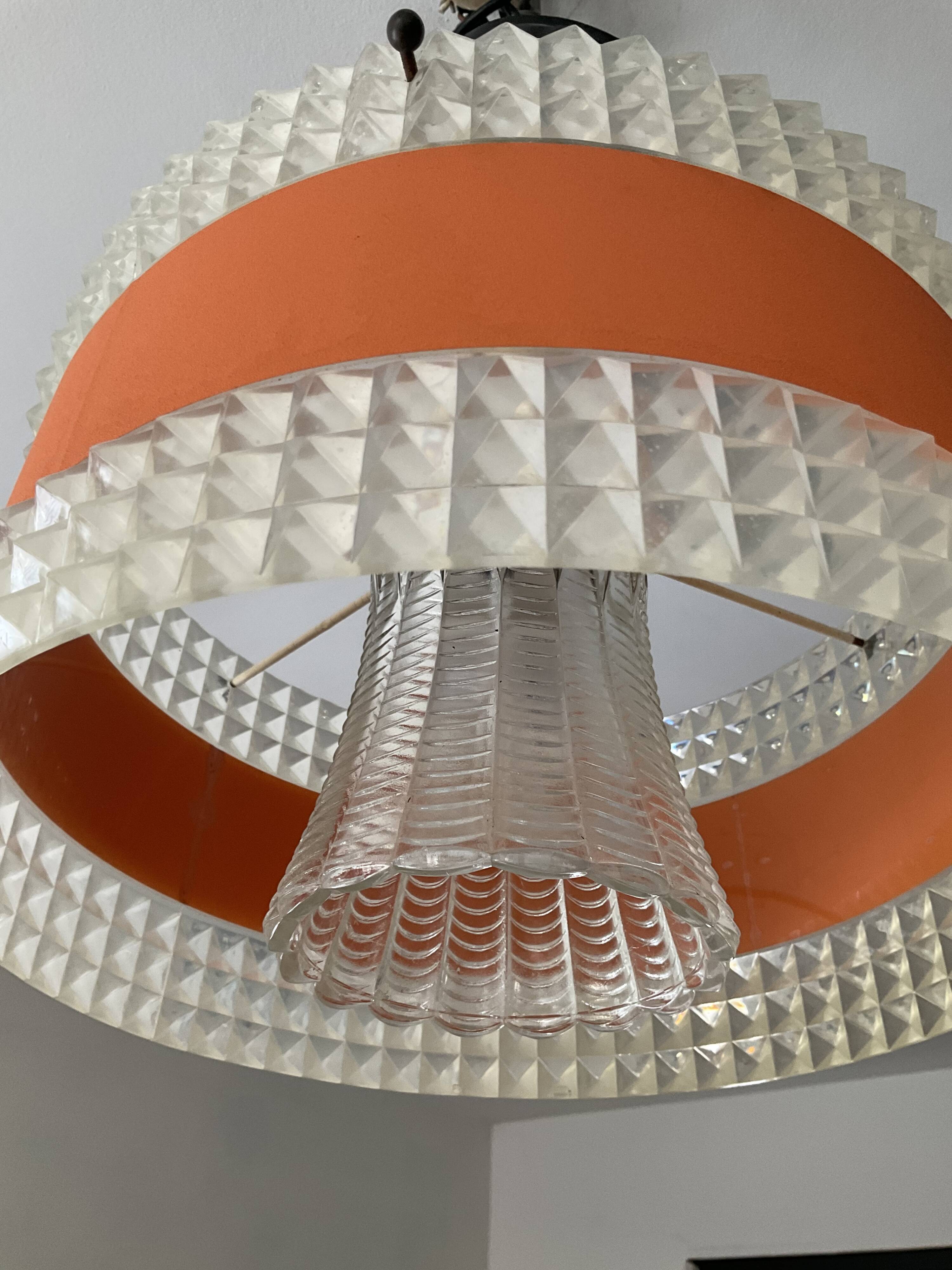 Space age suspension from the 60s and 70s