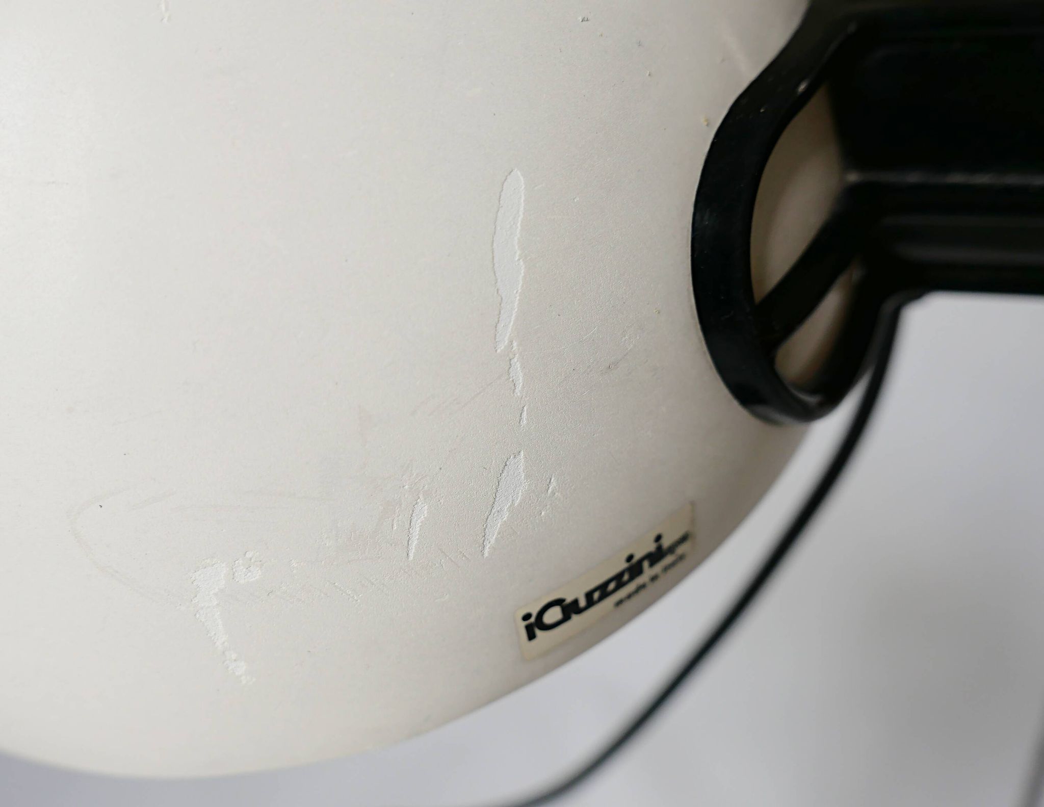 Guzzini lamp 1970s design 1970