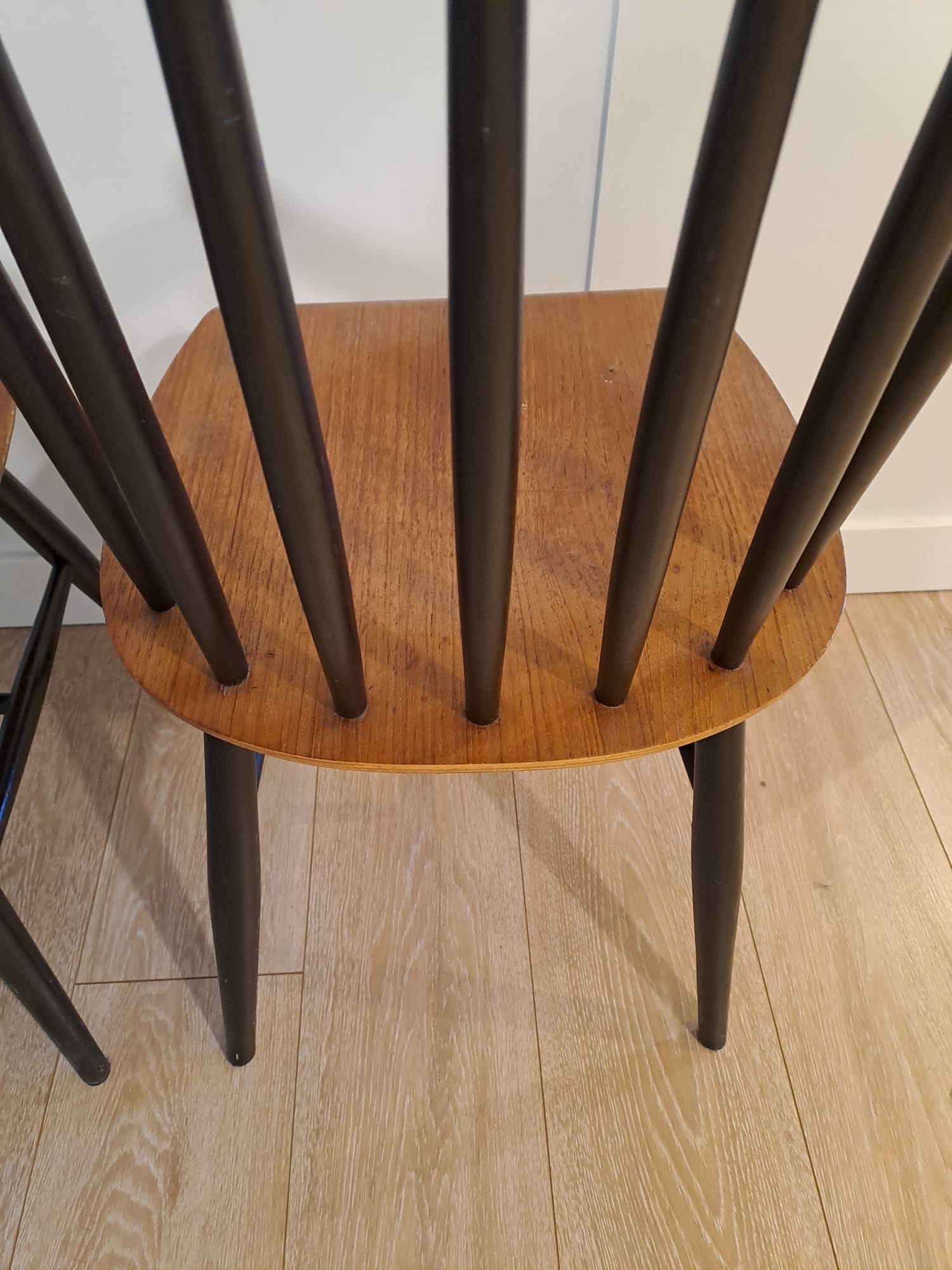 Paire de chaise fanent d'Ilmari Tapiovaara
