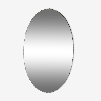 Miroir ovale ciselé